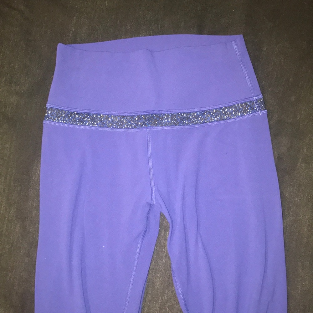 Blue high waisted lulu lemon leggings 7/8 size 6